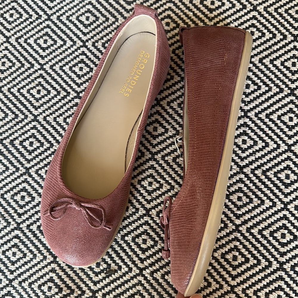 NEW Groundies Magnolia Ballet Flat Boudeaux Anatomical toe box leather Barefoot